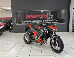 KAWASAKI Z800 KAWASAKI Z800