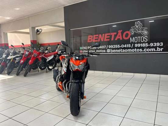 KAWASAKI-Z800 KAWASAKI-Z800-2013
