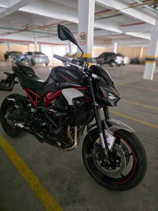 KAWASAKI Z900 