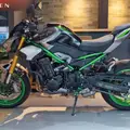 KAWASAKI Z900 R EDITION KAWASAKI Z900 R EDITION