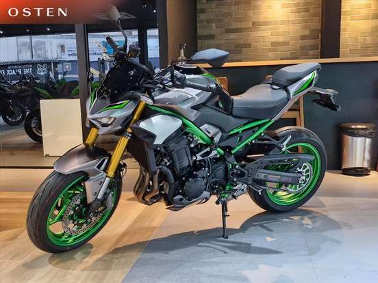 KAWASAKI-Z900 R EDITION-2026