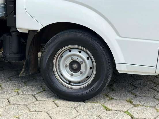 KIA-BONGO-2020