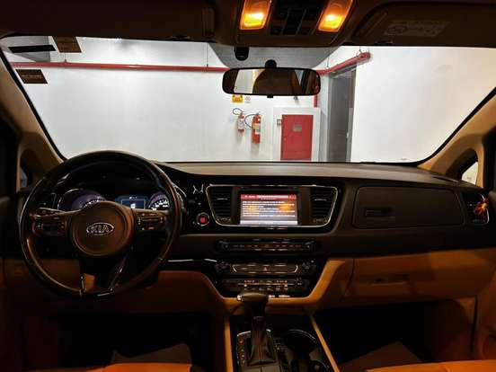KIA-CARNIVAL-3.3 EX V6 24V GASOLINA 4P AUTOMATICO KIA-CARNIVAL-2018