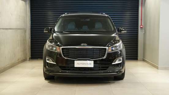 KIA-CARNIVAL-2018