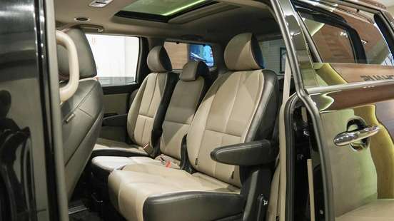 KIA-CARNIVAL-2018