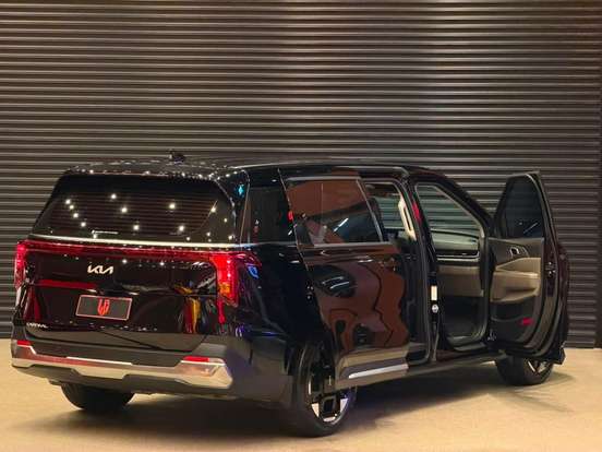 KIA-CARNIVAL-2025
