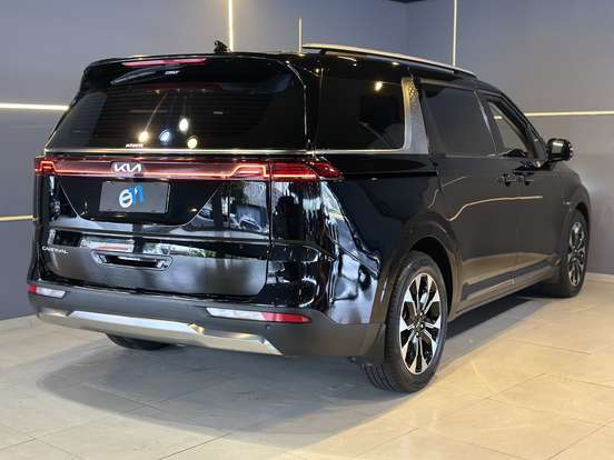 KIA-CARNIVAL-2021
