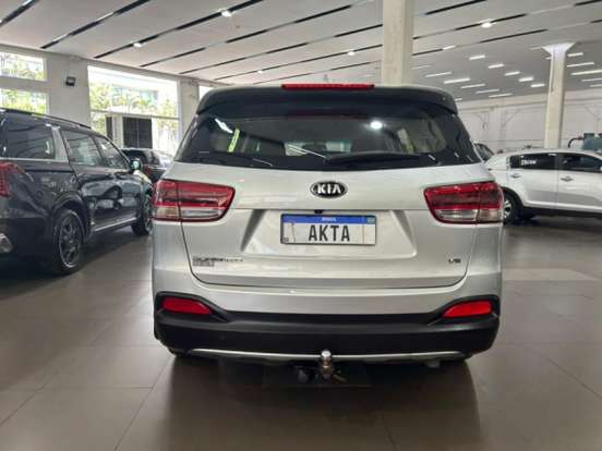 KIA-SORENTO-2015