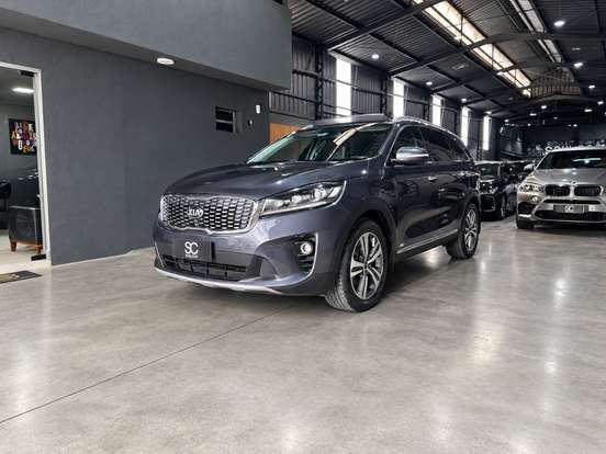 KIA-SORENTO-2018
