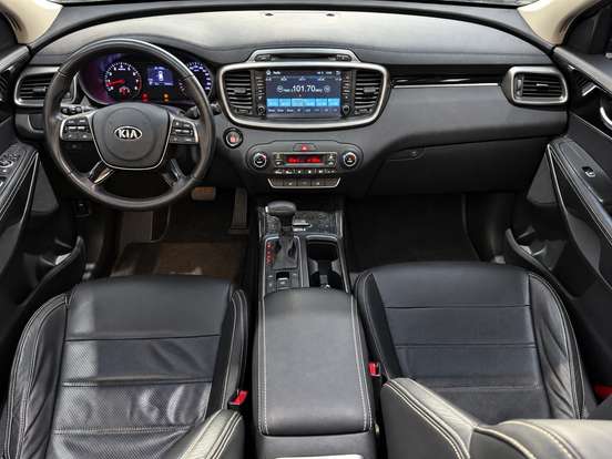 KIA-SORENTO-3.5 V6 GASOLINA EX 7L AWD AUTOMATICO KIA-SORENTO-2018