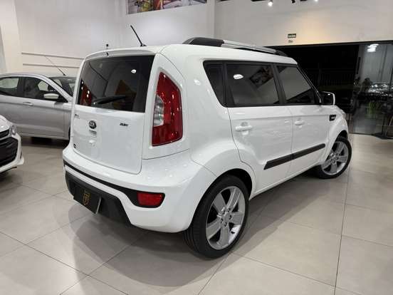 KIA-SOUL-1.6 EX 16V FLEX 4P AUTOMÁTICO KIA-SOUL-2013