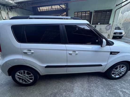 KIA-SOUL-1.6 U.174 16V FLEX 4P AUTOMÁTICO KIA-SOUL-2012