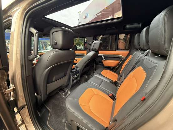 LAND ROVER-DEFENDER-3.0 D300 TURBO DIESEL MHEV 110 X-DYNAMIC SE AWD AUTOMÁTICO LAND ROVER-DEFENDER-2023