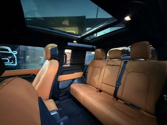 LAND ROVER-DEFENDER-2023