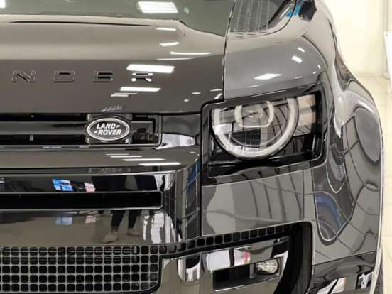 LAND ROVER-DEFENDER-2026