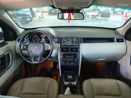 LAND ROVER-DISCOVERY SPORT-2016