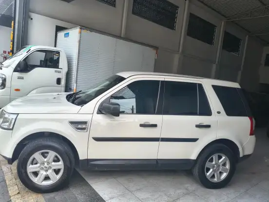 LAND ROVER-FREELANDER-3.2 S 6 CILINDROS 24V GASOLINA 4P AUTOMÁTICO LAND ROVER-FREELANDER-2010