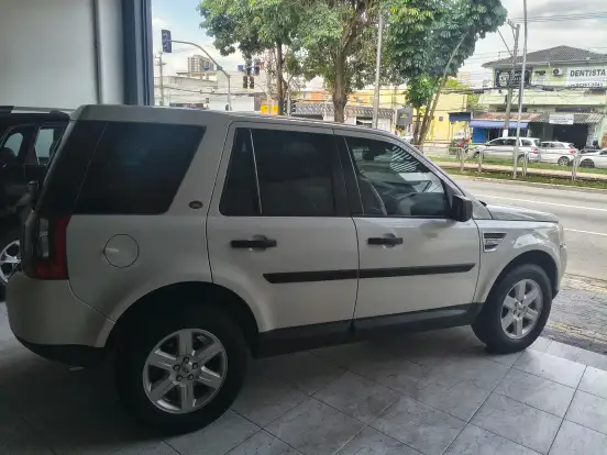 LAND ROVER-FREELANDER-3.2 S 6 CILINDROS 24V GASOLINA 4P AUTOMÁTICO LAND ROVER-FREELANDER-2010