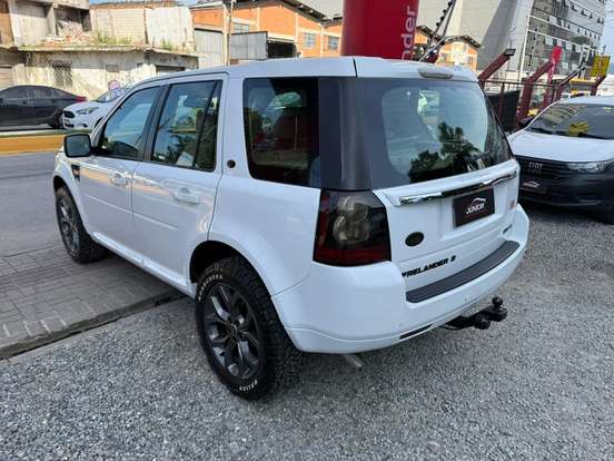 LAND ROVER-FREELANDER-2011