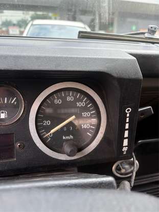 LAND ROVER-DEFENDER-1996