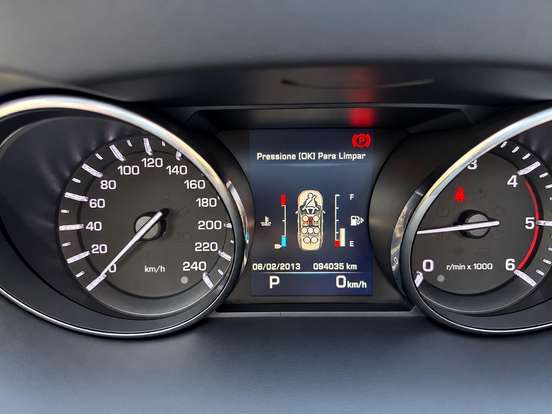 LAND ROVER-DISCOVERY SPORT-2015