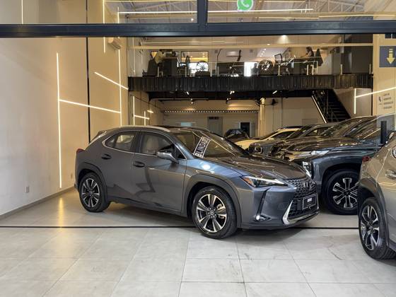 LEXUS UX 300h 2.0 VVT-I HYBRID CVT