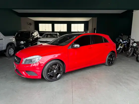 MERCEDES-BENZ A 200 1.6 TURBO URBAN 16V GASOLINA 4P AUTOMÁTICO