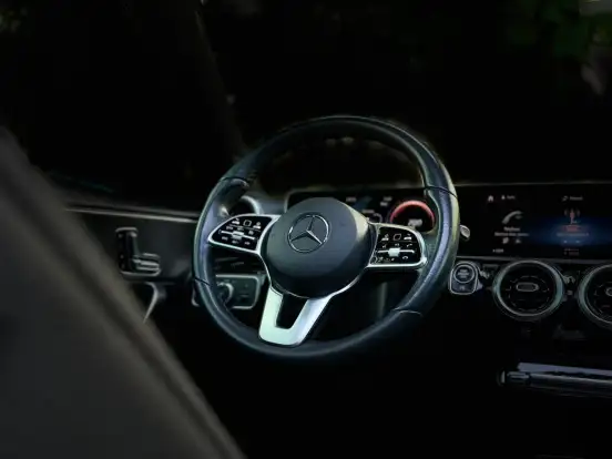 MERCEDES-BENZ-A 250-2019