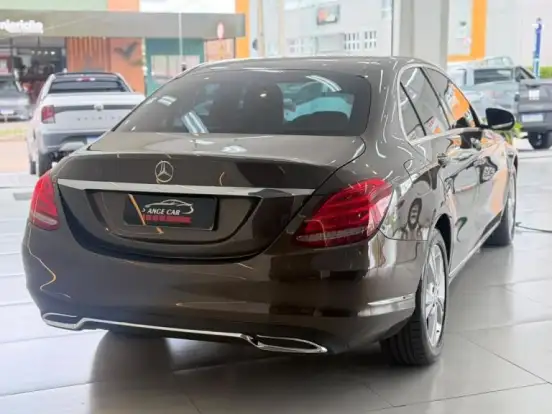 MERCEDES-BENZ-C 180-1.6 CGI AVANTGARDE 16V TURBO GASOLINA 4P AUTOMÁTICO MERCEDES-BENZ-C 180-2015