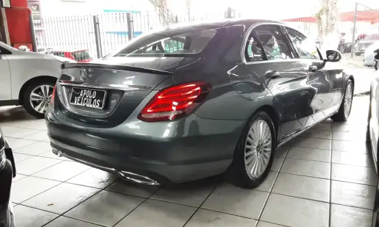 MERCEDES-BENZ-C 180-1.6 CGI EXCLUSIVE 16V TURBO GASOLINA 4P AUTOMÁTICO MERCEDES-BENZ-C 180-2017