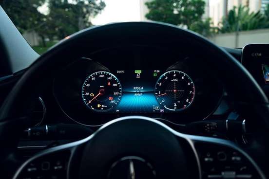 MERCEDES-BENZ-C 200-2018