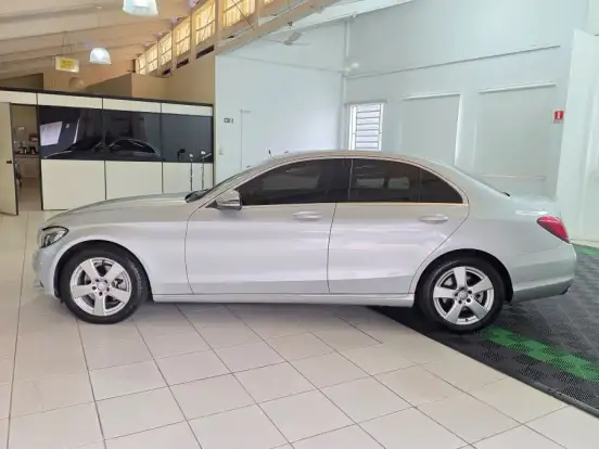 MERCEDES-BENZ-C 200-2.0 CGI AVANTGARDE 16V GASOLINA 4P AUTOMÁTICO MERCEDES-BENZ-C 200-2015