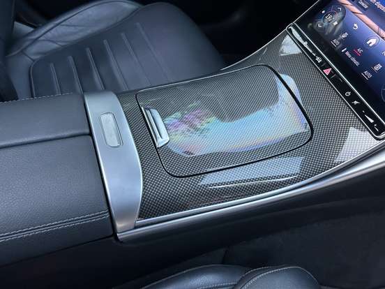 MERCEDES-BENZ-C 300-2024