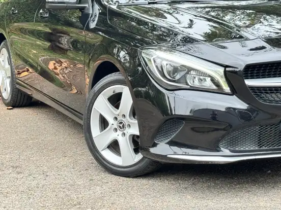 MERCEDES-BENZ-CLA 180-1.6 CGI GASOLINA 7G-DCT MERCEDES-BENZ-CLA 180-2017