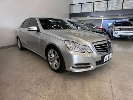 MERCEDES-BENZ-E 250-1.8 CGI AVANTGARDE 16V GASOLINA 4P AUTOMÁTICO MERCEDES-BENZ-E 250-2011