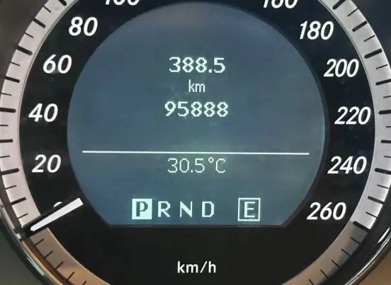 MERCEDES-BENZ-E 250-1.8 CGI AVANTGARDE 16V GASOLINA 4P AUTOMÁTICO MERCEDES-BENZ-E 250-2011