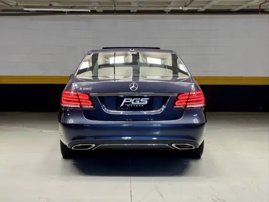 MERCEDES-BENZ-E 250-2.0 AVANTGARDE 16V TURBO GASOLINA 4P AUTOMÁTICO MERCEDES-BENZ-E 250-2015