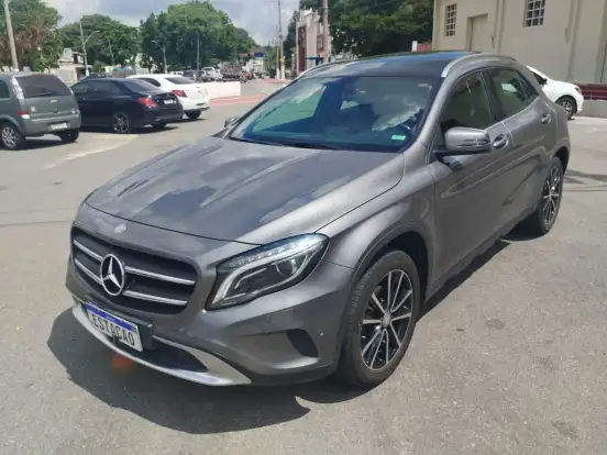 MERCEDES-BENZ-GLA 200-1.6 CGI ADVANCE 16V TURBO GASOLINA 4P AUTOMÁTICO MERCEDES-BENZ-GLA 200-2015