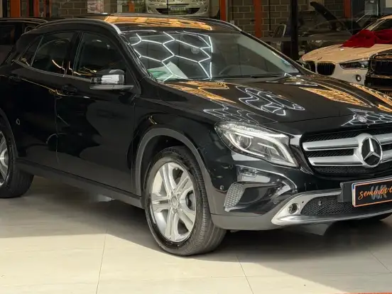 MERCEDES-BENZ-GLA 200-1.6 CGI ENDURO 16V TURBO FLEX 4P AUTOMÁTICO MERCEDES-BENZ-GLA 200-2016