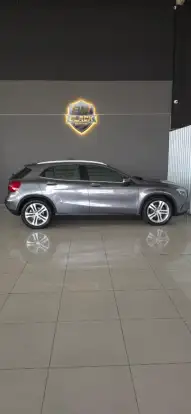 MERCEDES-BENZ-GLA 200-2015