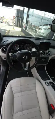 MERCEDES-BENZ-GLA 200-2015