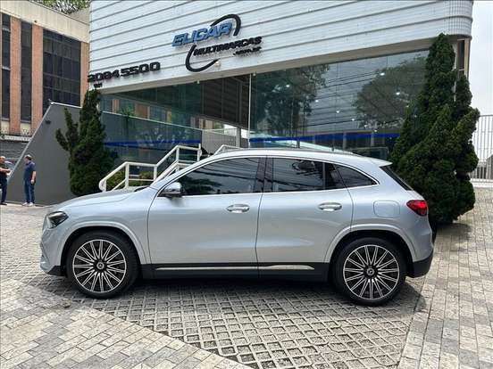 MERCEDES-BENZ-GLA 200-1.3 MHEV AMG LINE 7G-DCT MERCEDES-BENZ-GLA 200-2025