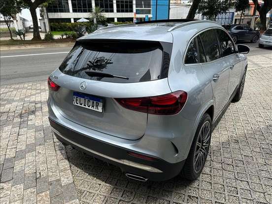 MERCEDES-BENZ-GLA 200-2025