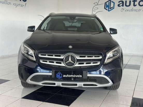 MERCEDES-BENZ-GLA 200-2017