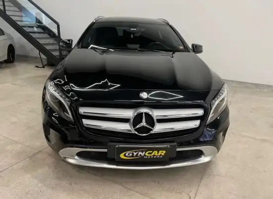 MERCEDES-BENZ-GLA 250-2015