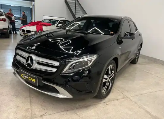 MERCEDES-BENZ-GLA 250-2015