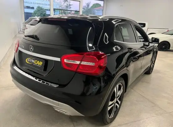 MERCEDES-BENZ-GLA 250-2015