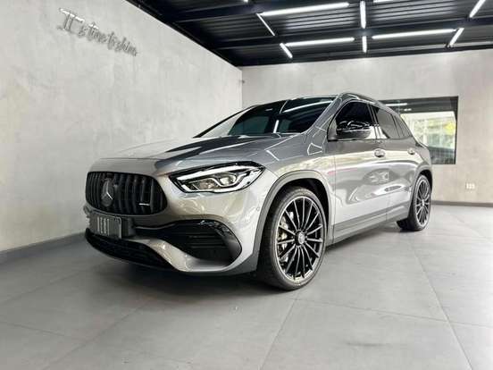 MERCEDES-BENZ-GLA 35 AMG-2022