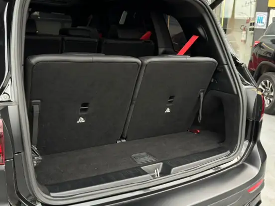 MERCEDES-BENZ-GLB 35 AMG-2022