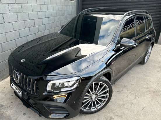 MERCEDES-BENZ-GLB 35 AMG-2022